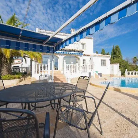 Sleeps 9 Pool